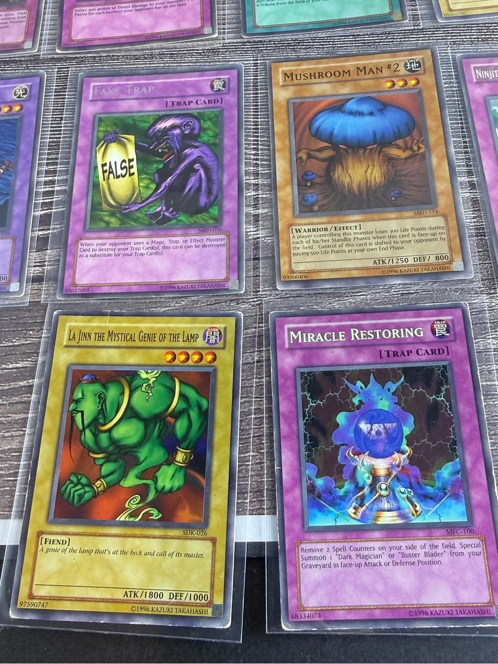 Yu-Gi-Oh! Lot of 20 Vintage Cards • Mixed Spells/Traps/Monsters